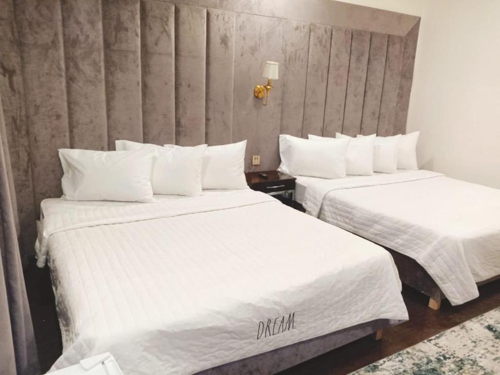 Shelton Rezidor Hotel Kumrat Road